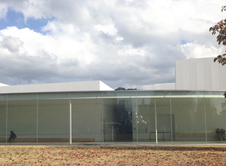 金沢21世紀美術館 交流ゾーン