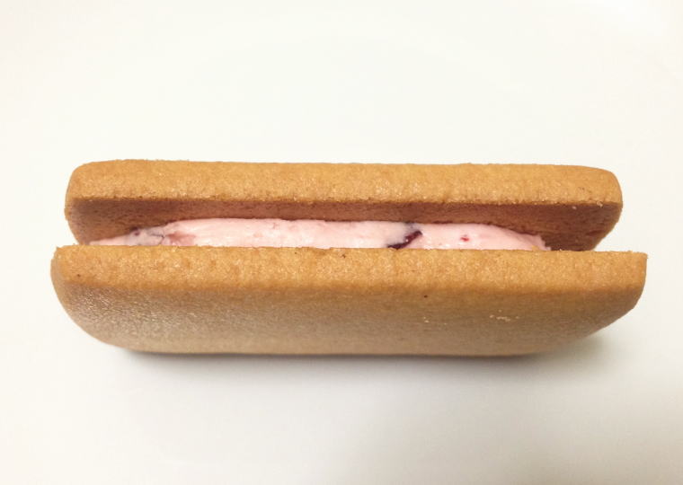 『銀座フルーツサンド』 苺