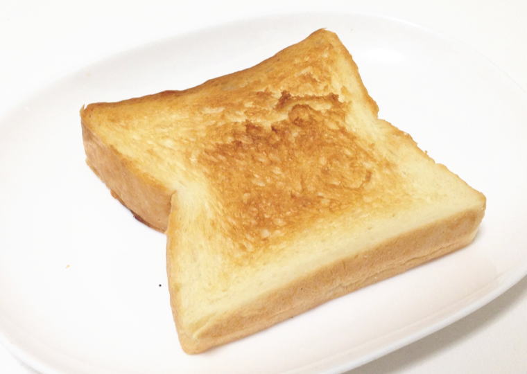 「食パン工房 春日」の食パン 焼いて食べてみる