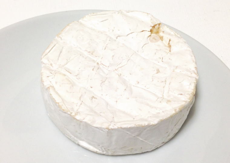 『くろまつない カマンベールチーズ』 開封