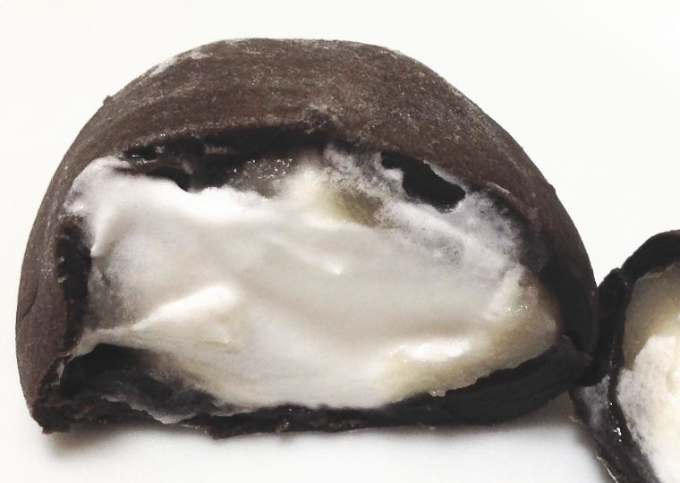 『銀不老大福』  割ったところ