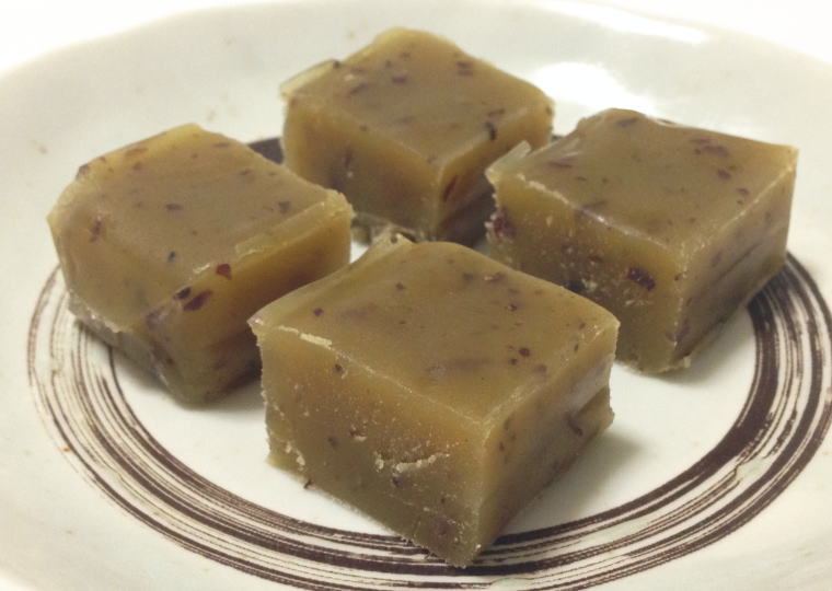 鳴門金時本舗 栗尾商店 『売れ筋セット』滴 お皿に出したところ