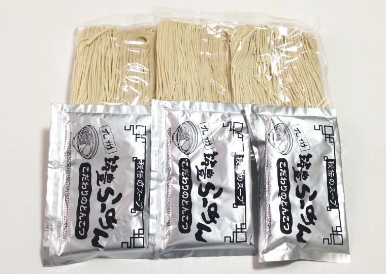 『山小屋からの贈り物 とんこつラーメン』3食分